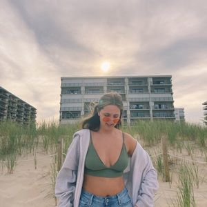 Meet your Posher, Natalie